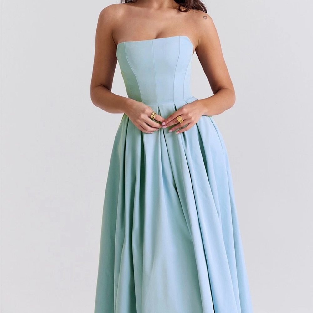 House of CB Audrey Strapless Blue Dress, size small, NWOT